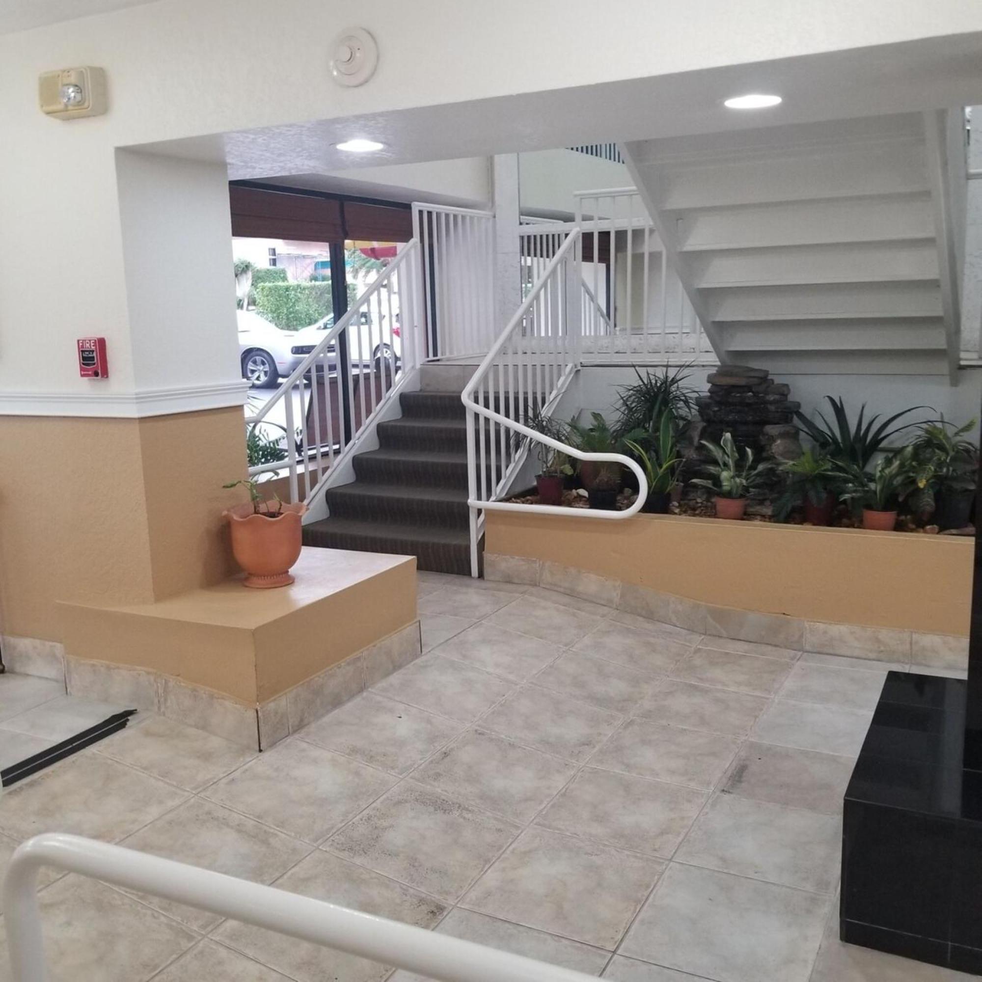 Lauderdale By Vacatia Apartamento *